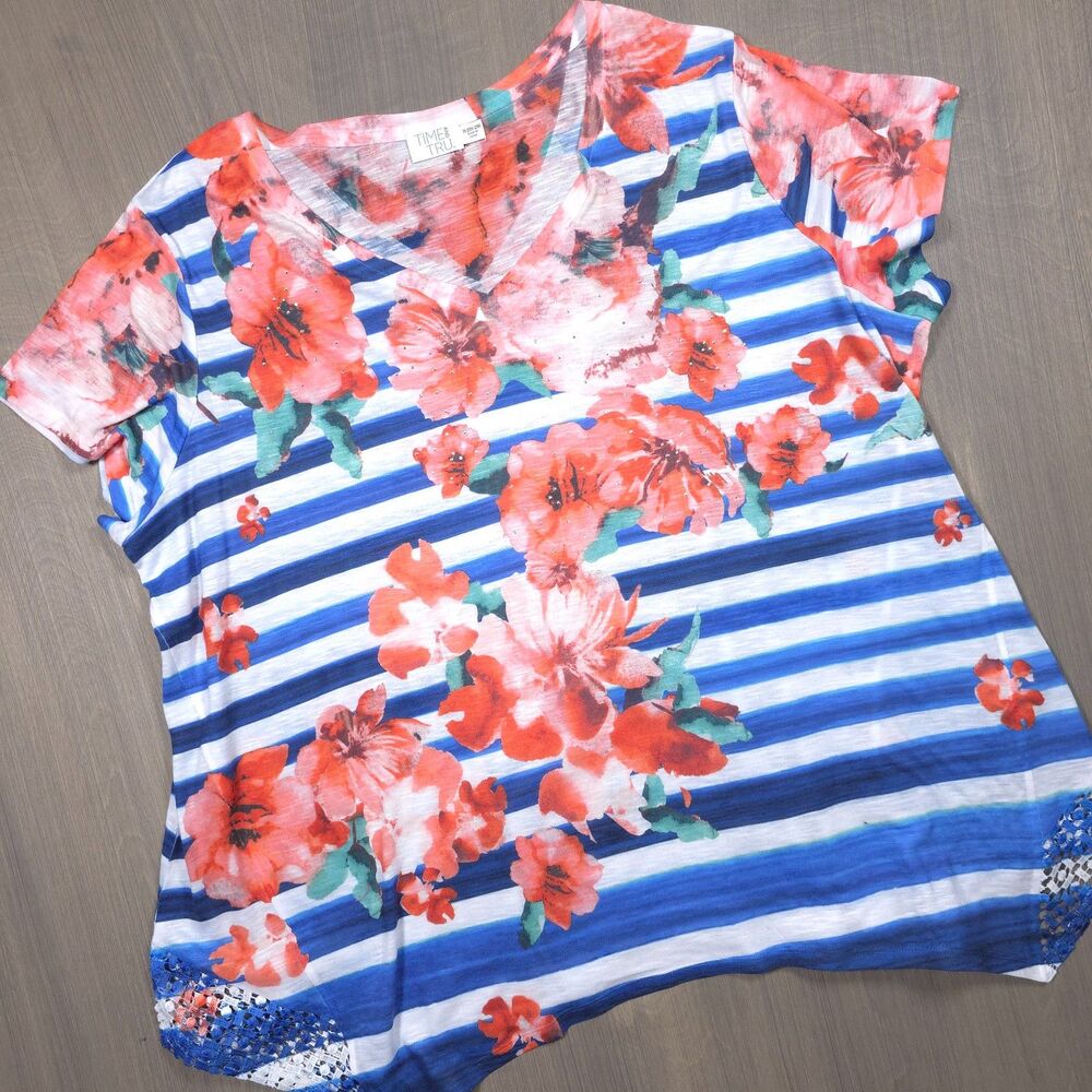 Time&Tru floral T-shirt